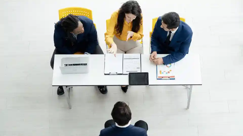 US Jobs Decline? Amazon, Infosys, Others Cut H-1B Visa Sponsorship in 2024