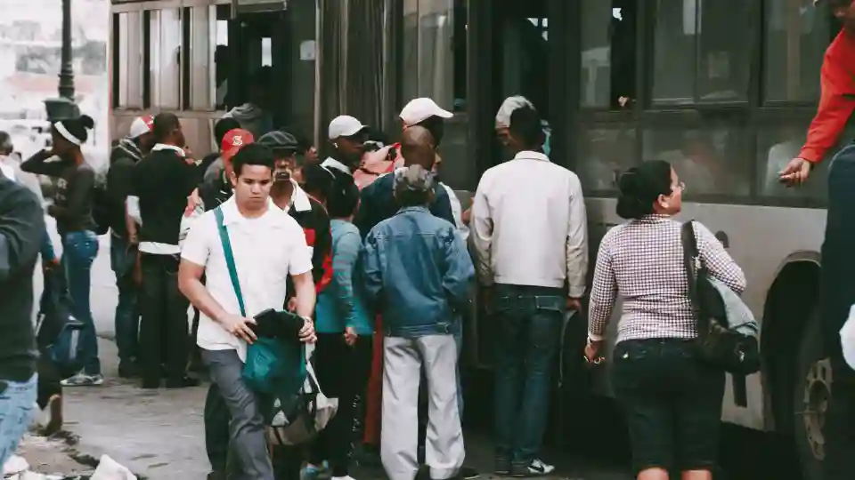 UK Tier 1 Entrepreneur Visa: Investment, Eligibility & Benefits